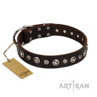 FDT Artisan "Gorgeous Shields" ナチュラルレザー首輪 FDT Artisan "Gorgeous Shields" ナチュラルレザー首輪
