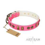 FDT Artisan 'Pink Amulet' 大型犬用ピンク首輪 FDT Artisan 'Pink Amulet' 大型犬用ピンク首輪